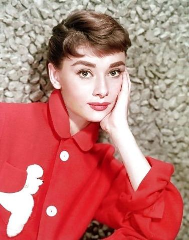 25P I love masturbating to Audrey Hepburn part 2