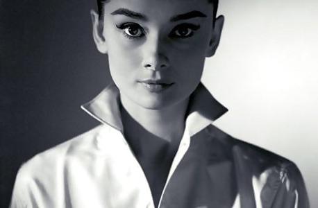 25P I love masturbating to Audrey Hepburn part 2