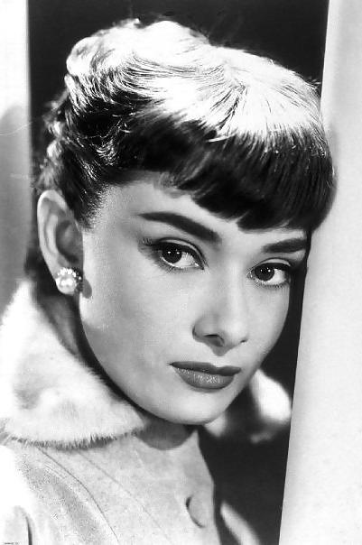 25P I love masturbating to Audrey Hepburn part 2