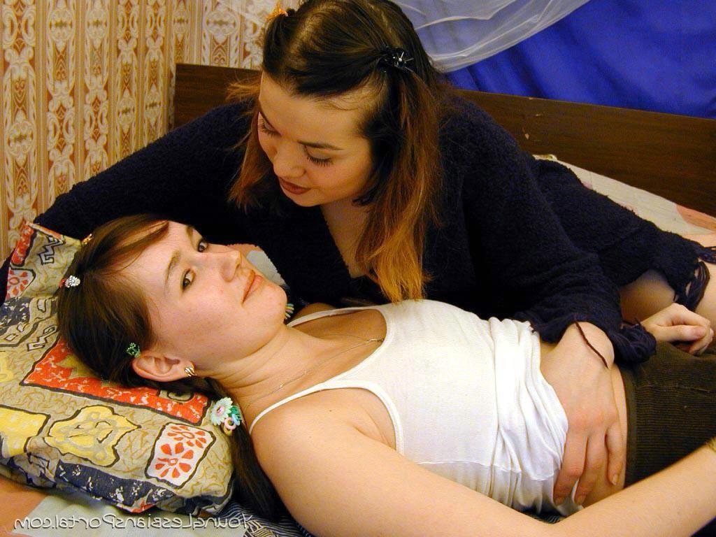 16P Girlfriends Playing On Couch