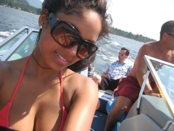 15P Ebony teen gfs posing for cell phone pics