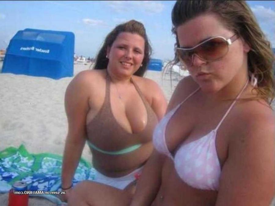 10P Selection of naughty amateur bbws posing for their pals