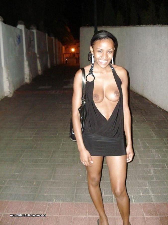 12P Compilation of kinky babes posing for the cam outdoors