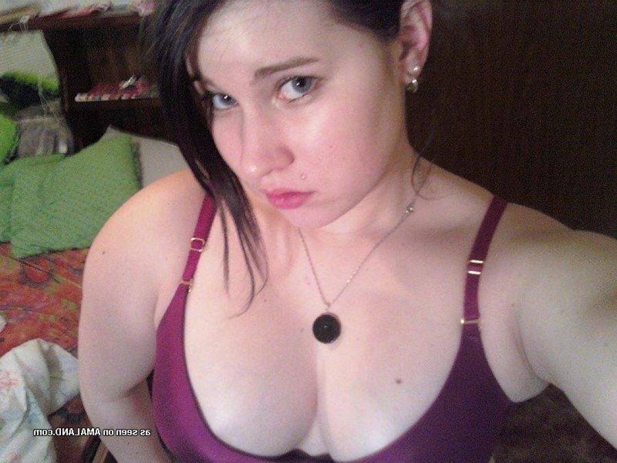 10P Collection of naughty horny bbws posing for their boyfriends