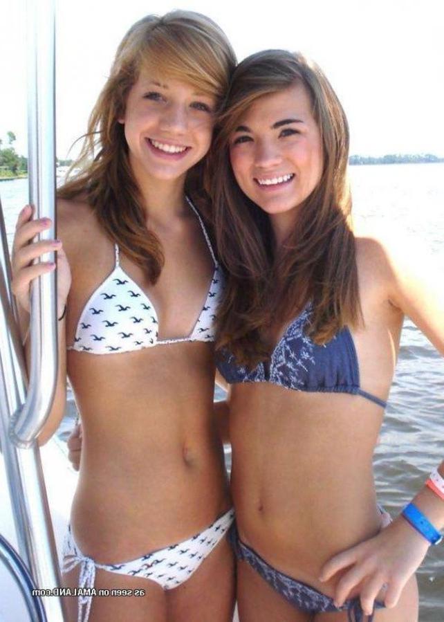 12P Collection of sexy bikini babes posing for their pals on cam