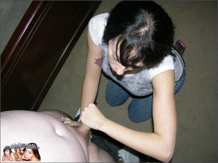 14P Mature milf frankie giving wet and lubricated hj