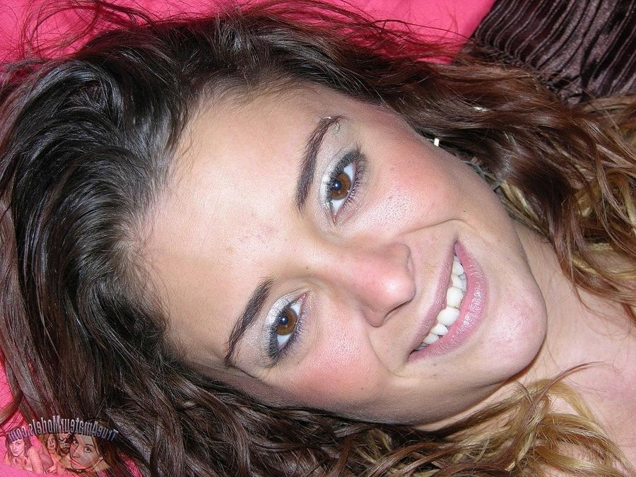 14P Hd amateur nude modeling photos sexy brunette babe
