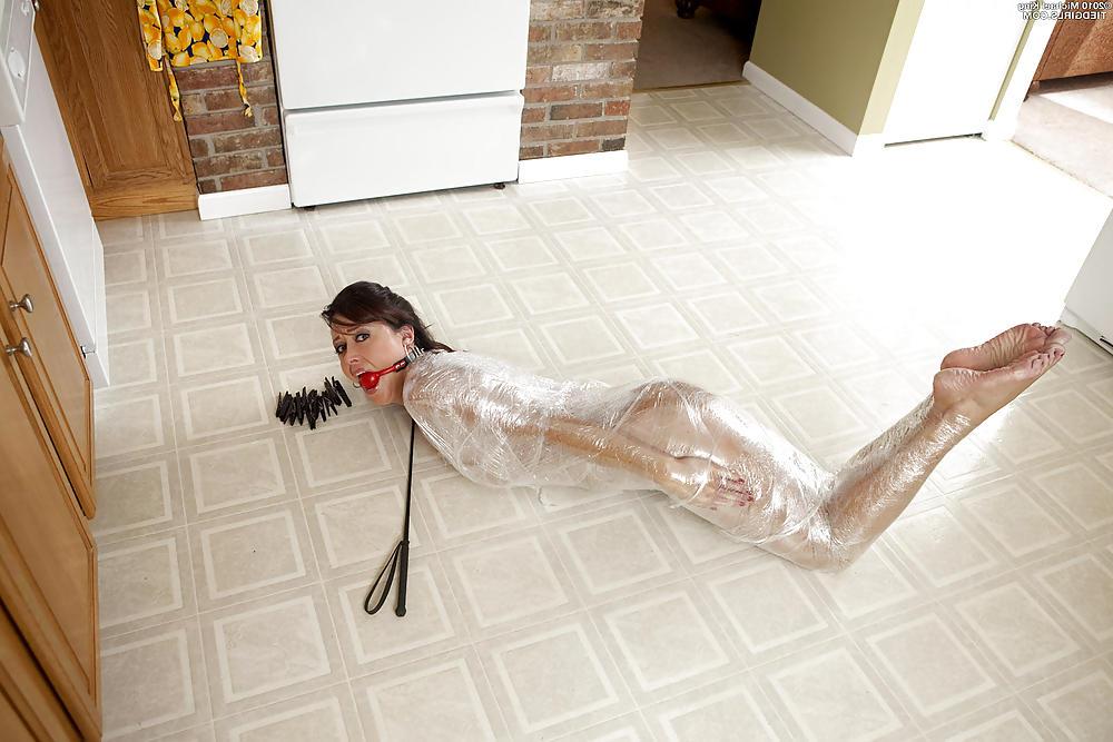 25P Bondage Sluts