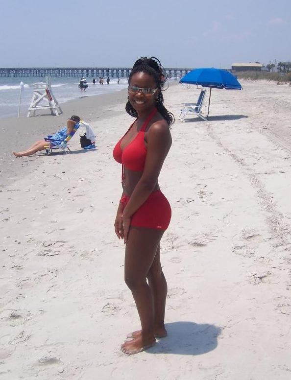 15P Ebony teen gfs posing for cell phone pics
