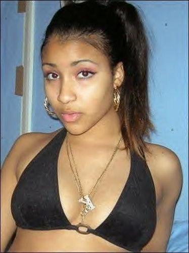 15P These ebony teen girlfriends posing and naked