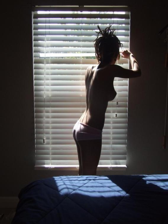 15P These ebony teen girlfriends posing and naked