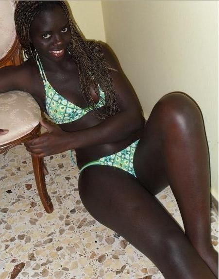 15P These ebony teen girlfriends posing and naked