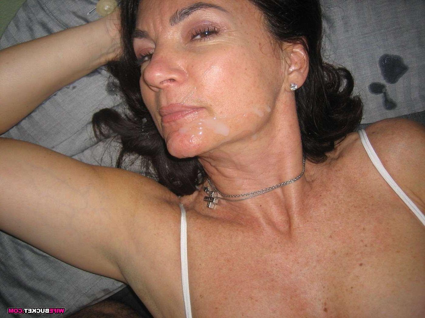 12P Homemade Porn from Slutty Amateur MILFs