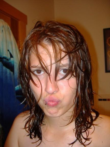 10P Two young chicks caught washing in the shower