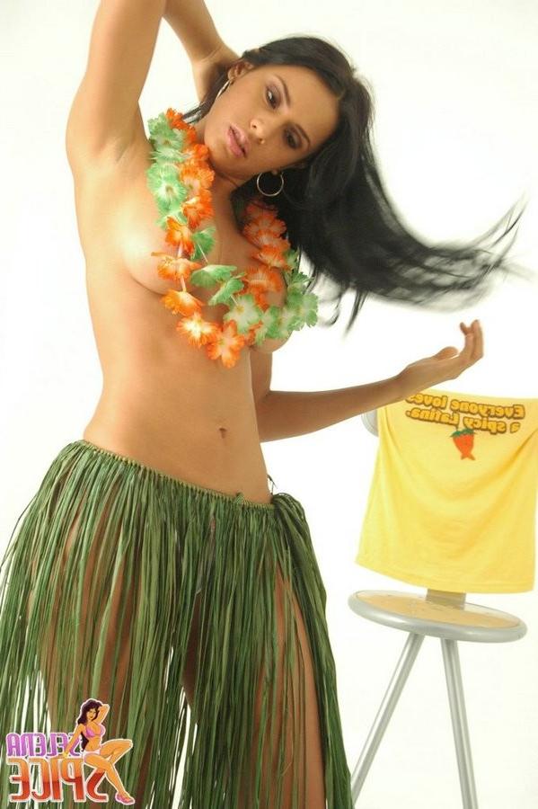 14P Selena removes her grass skirt