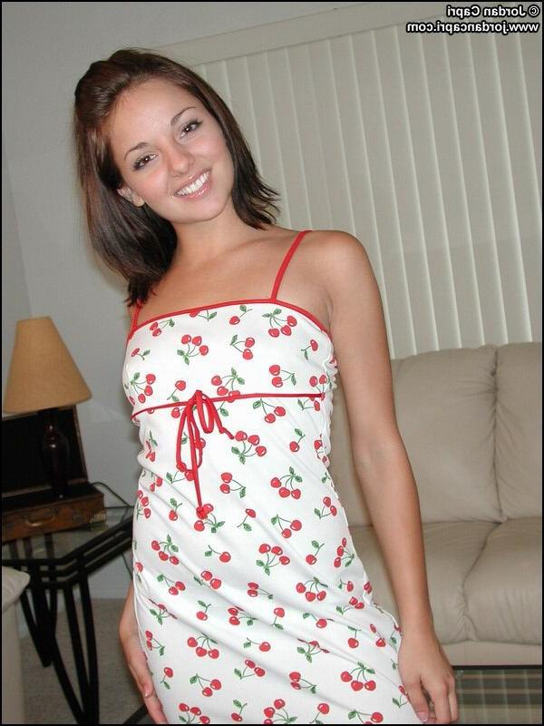 15P Jordan Capri reveals her perky boobs!