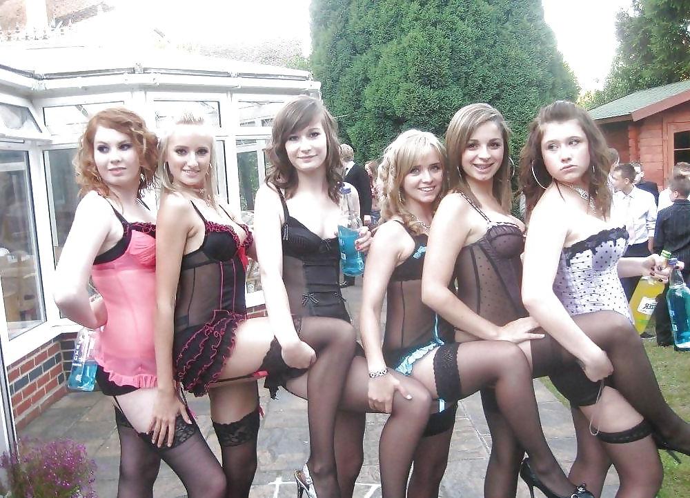 25P Sexy babes also amateur