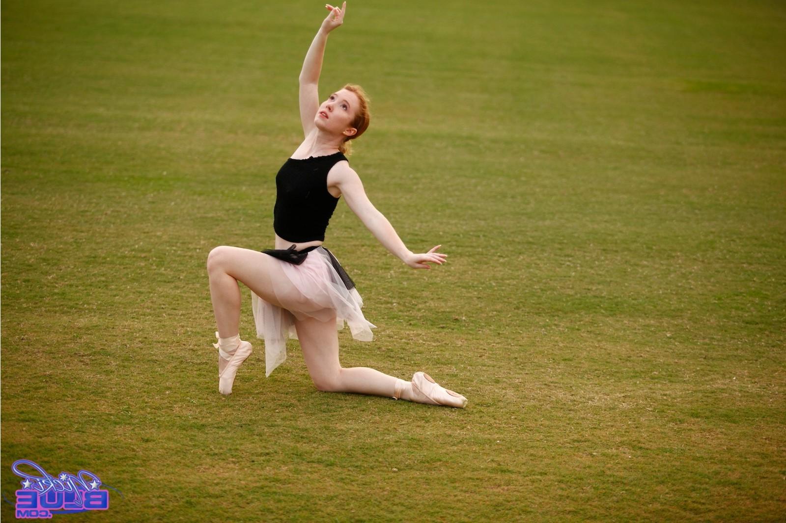 15P I am doing ballet in the grass. In These photos you get to see