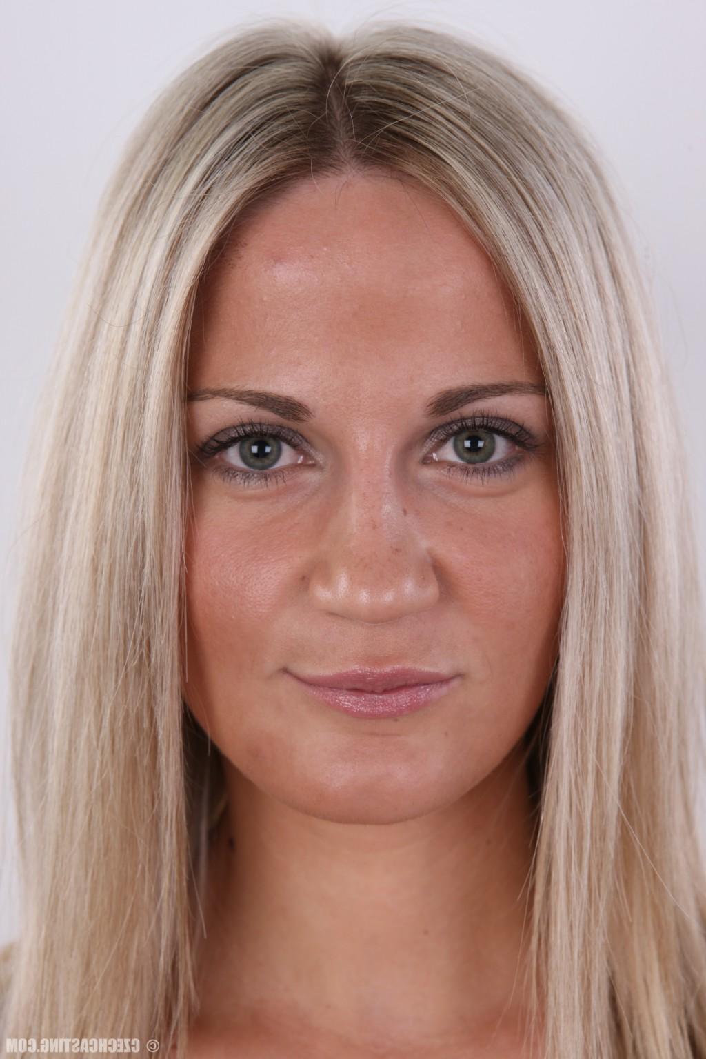 16P Czech Casting Zaneta 3424