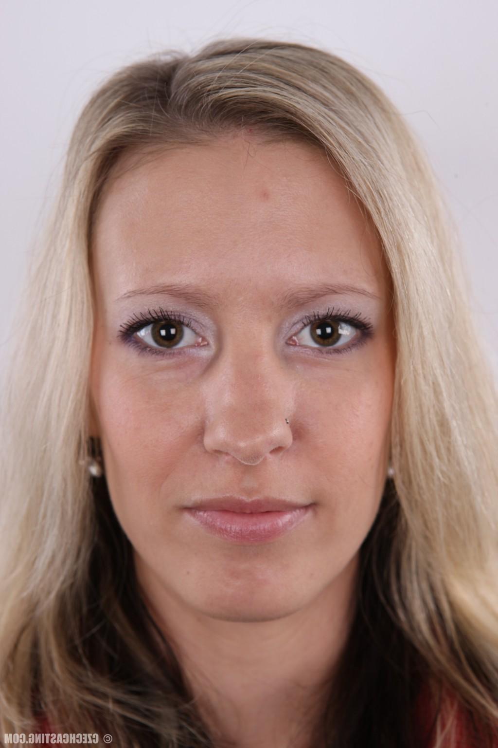 16P Czech Casting Lucie 2767