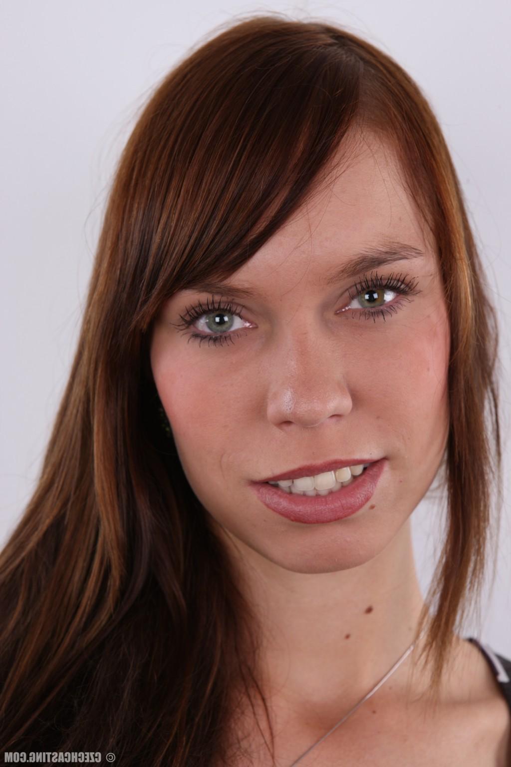 16P Czech Casting Martina 2793