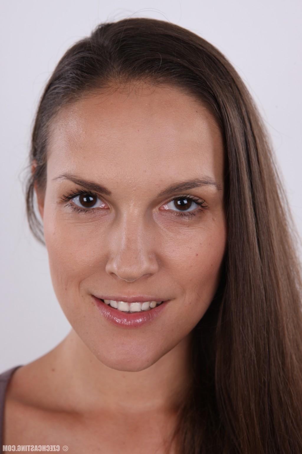 16P Czech Casting Zuzana 2706