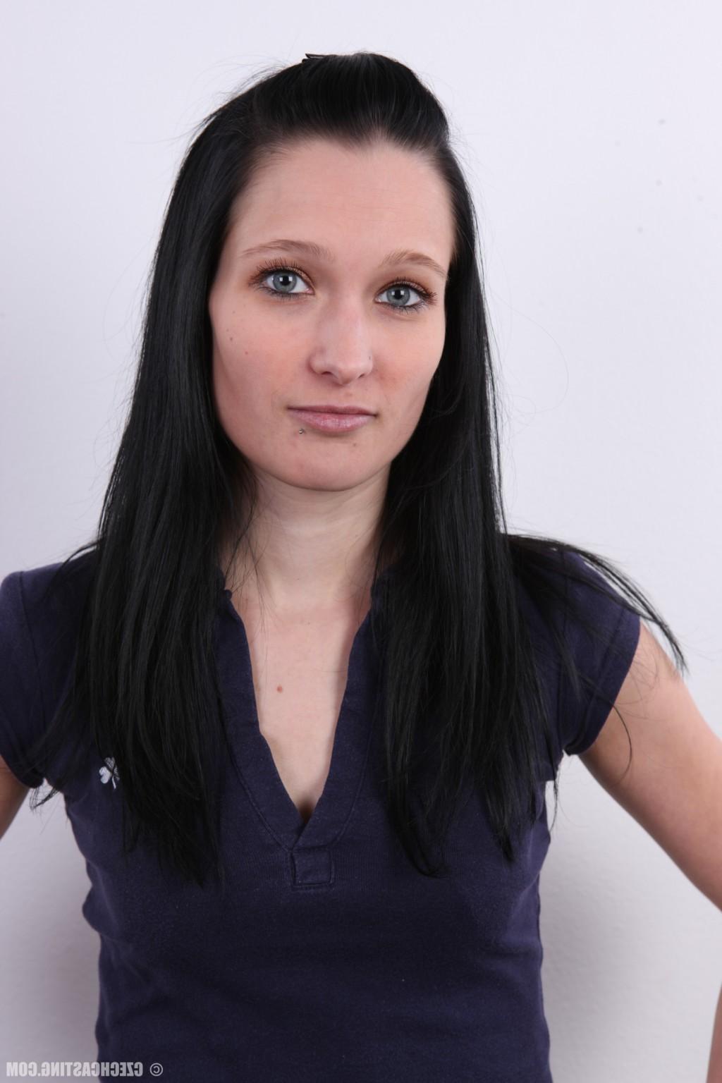 16P Czech Casting Petra 4903