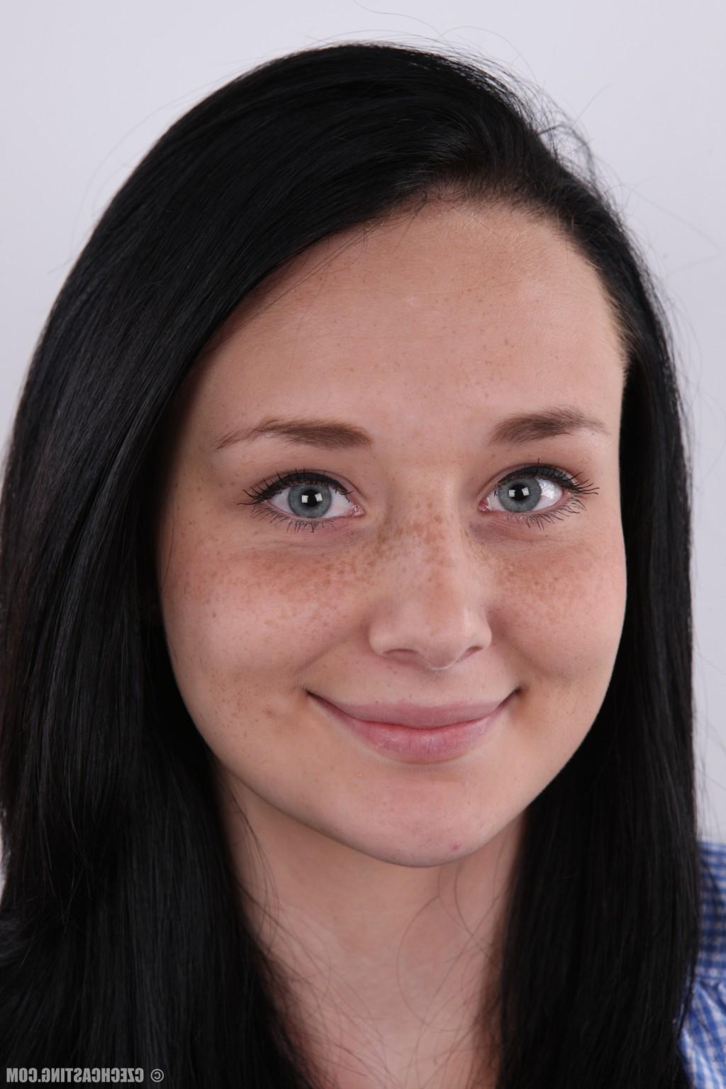 16P Czech Casting Lucie 2782