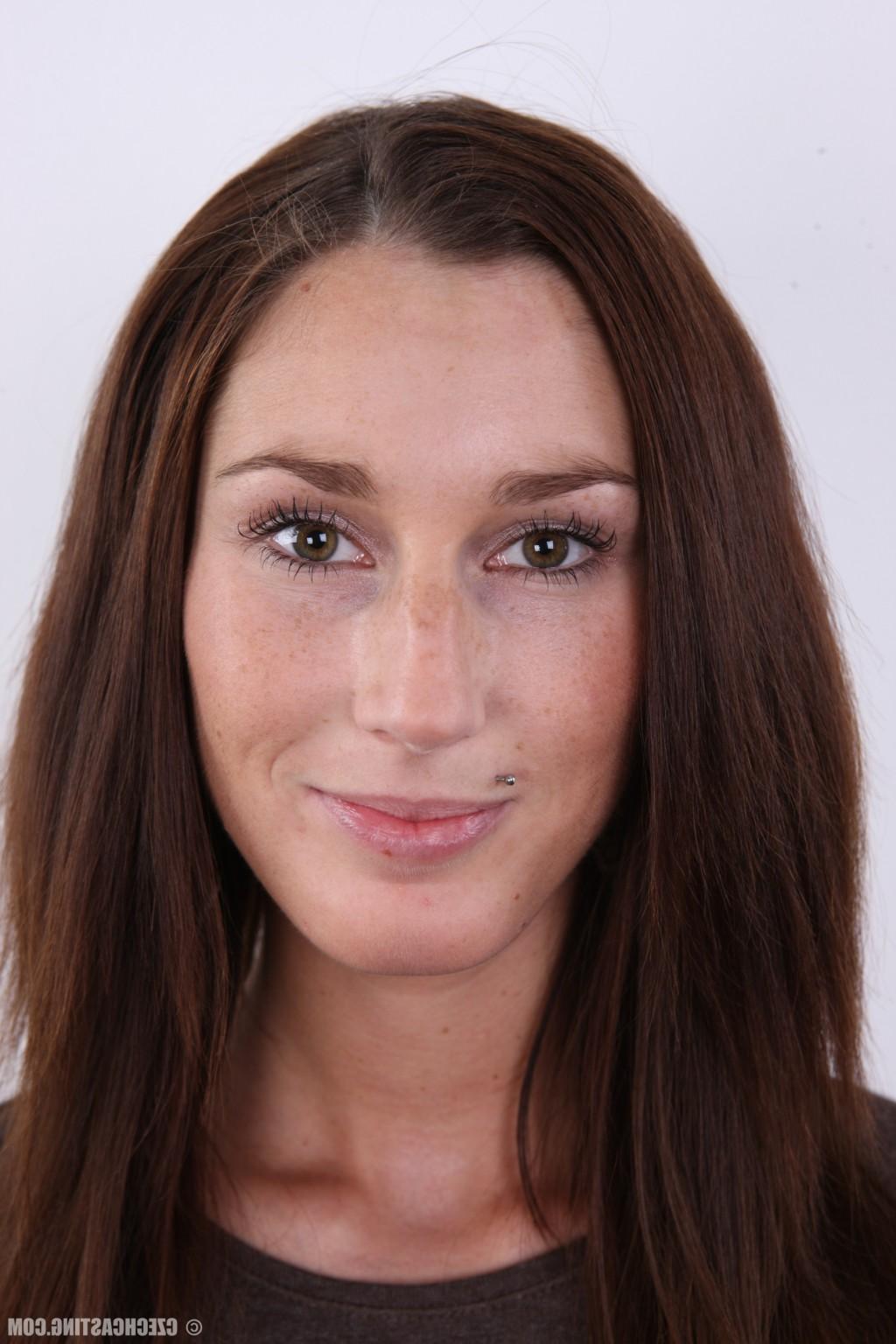 16P Czech Casting Barbora 2509