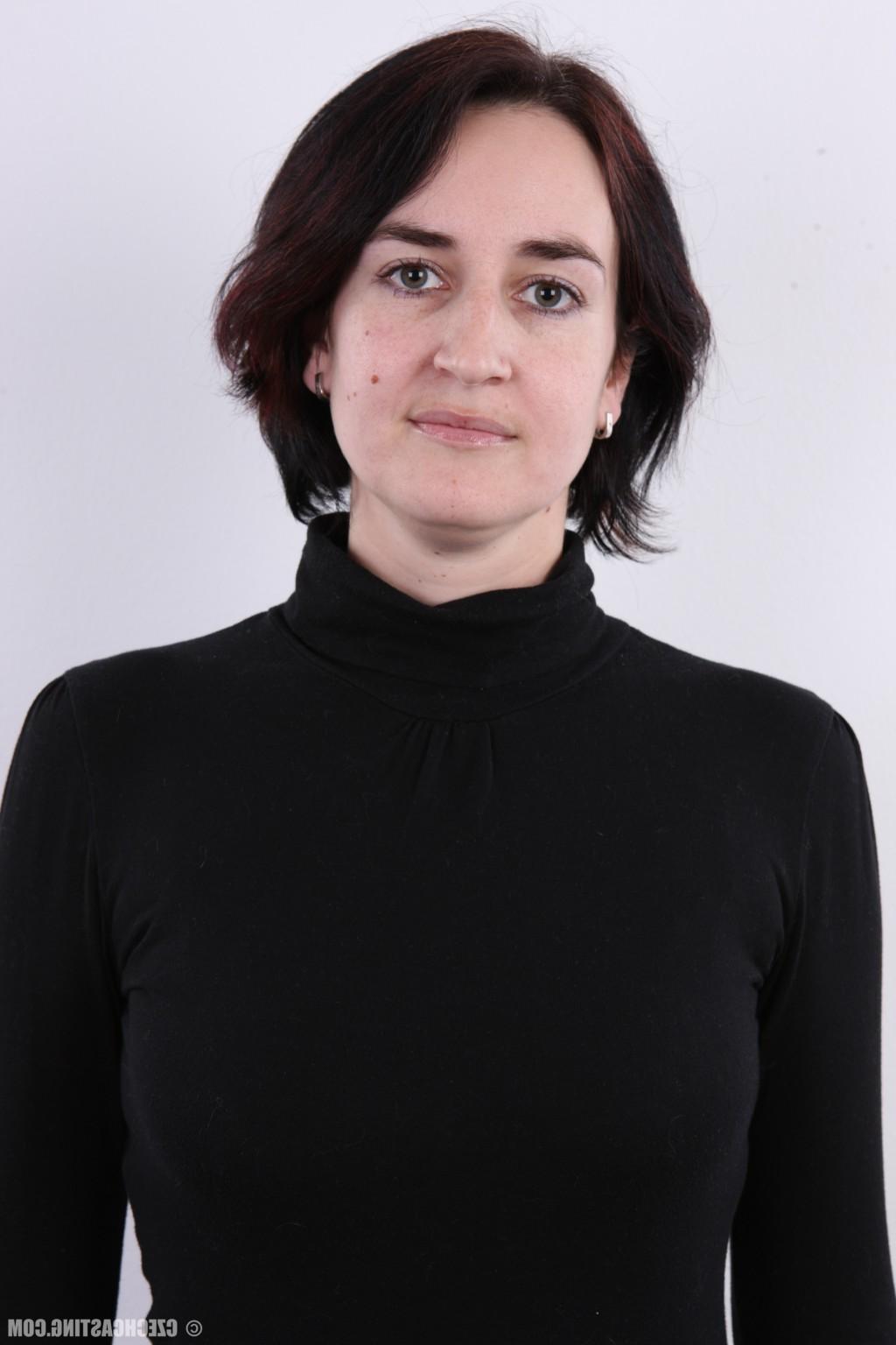 16P Czech Casting Vendula 3052