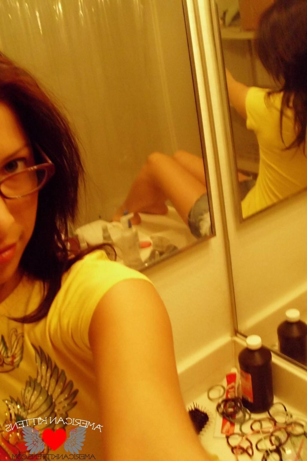 18P Cydella Jimenez Self Shot