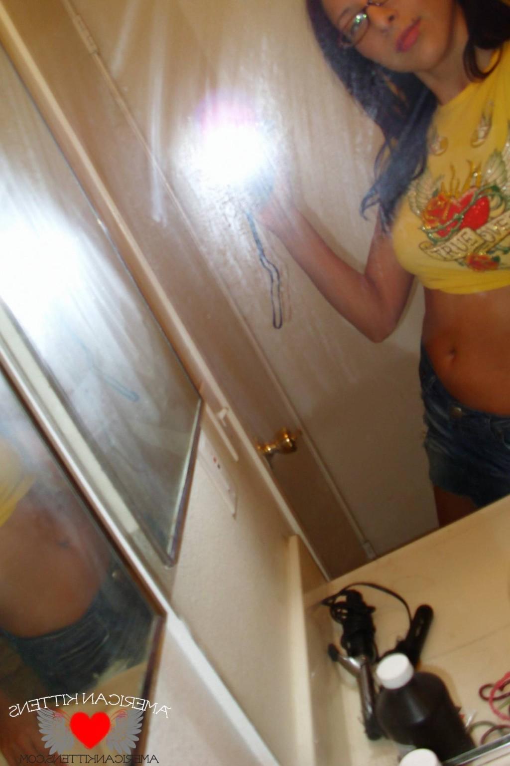 18P Cydella Jimenez Self Shot