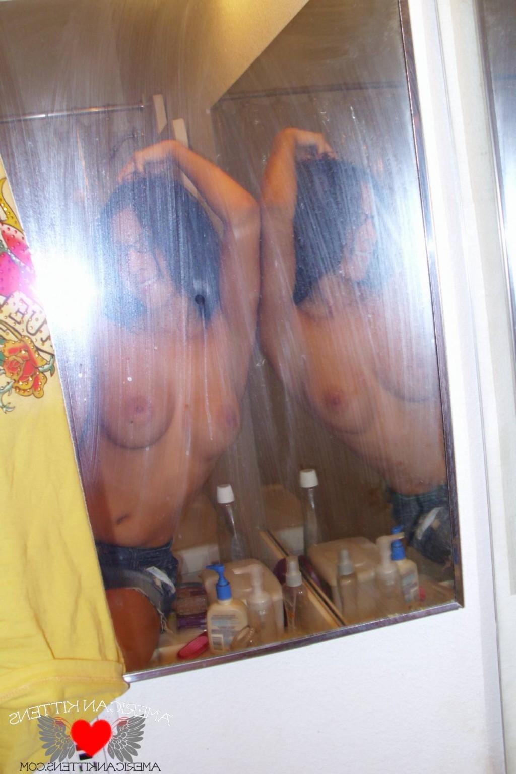 18P Cydella Jimenez Self Shot