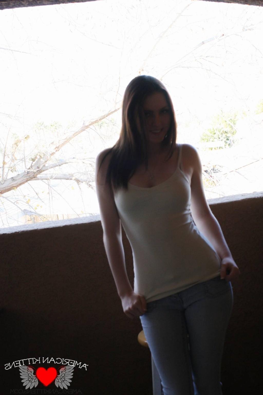18P ak-megan loxx-03