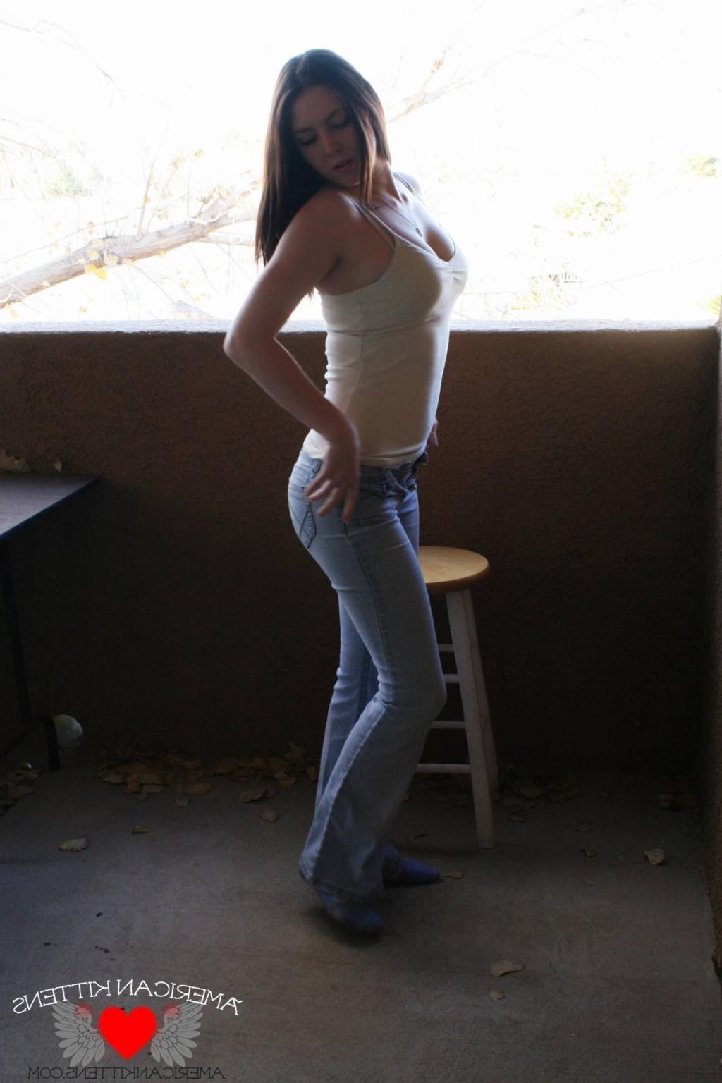 18P ak-megan loxx-03
