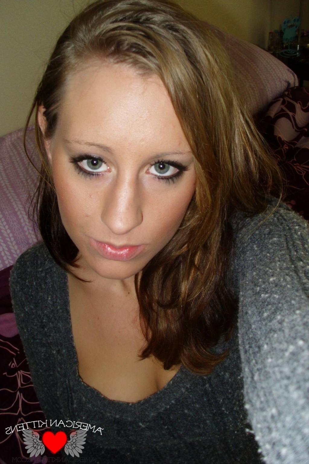 18P ak-lizzy london-10
