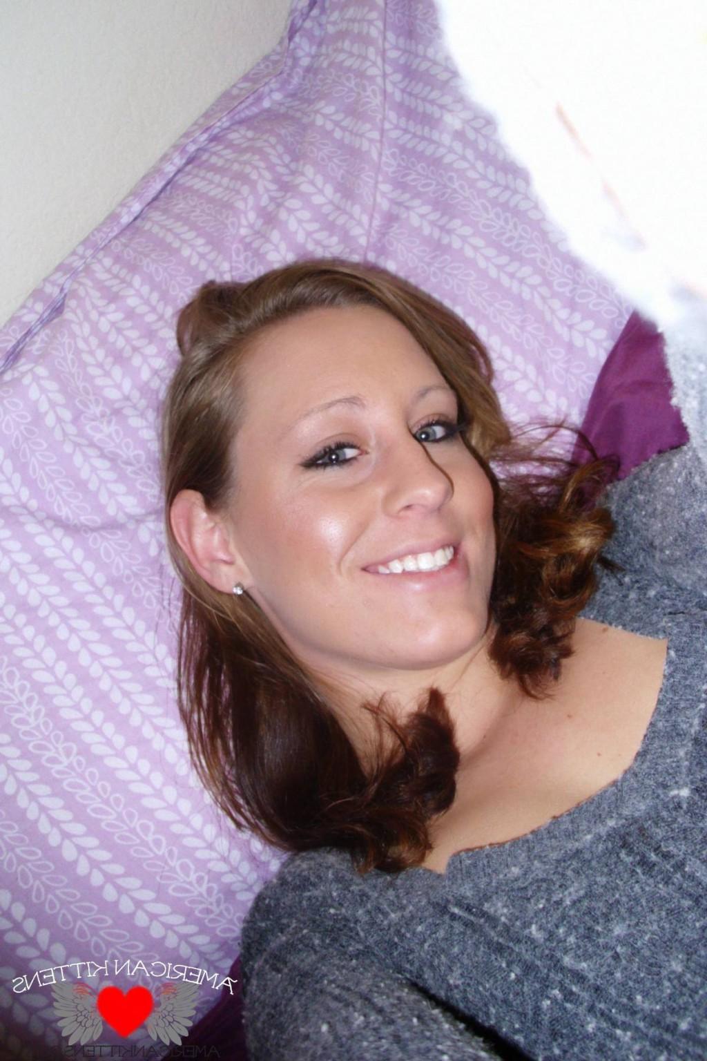 18P ak-lizzy london-10