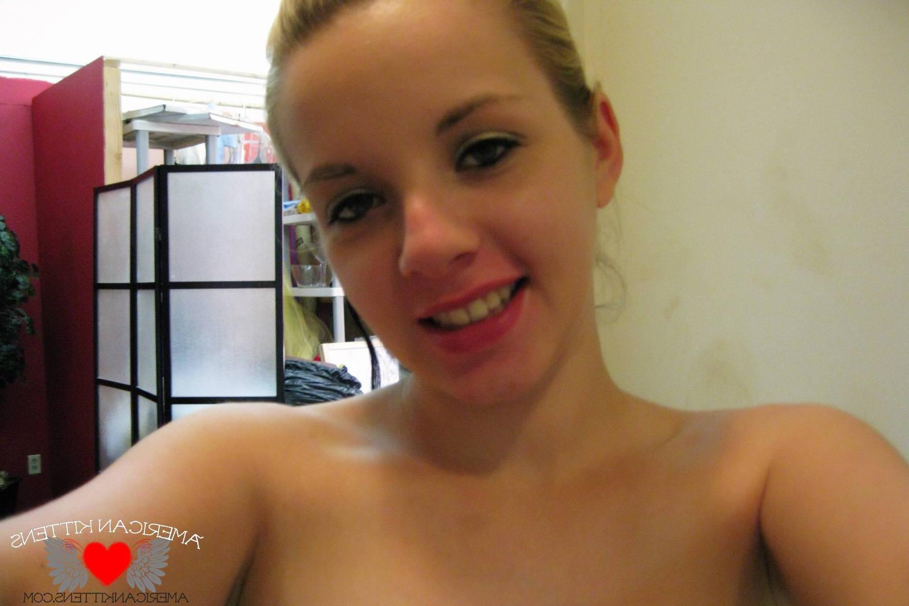 18P Sara Cutie Self Shot