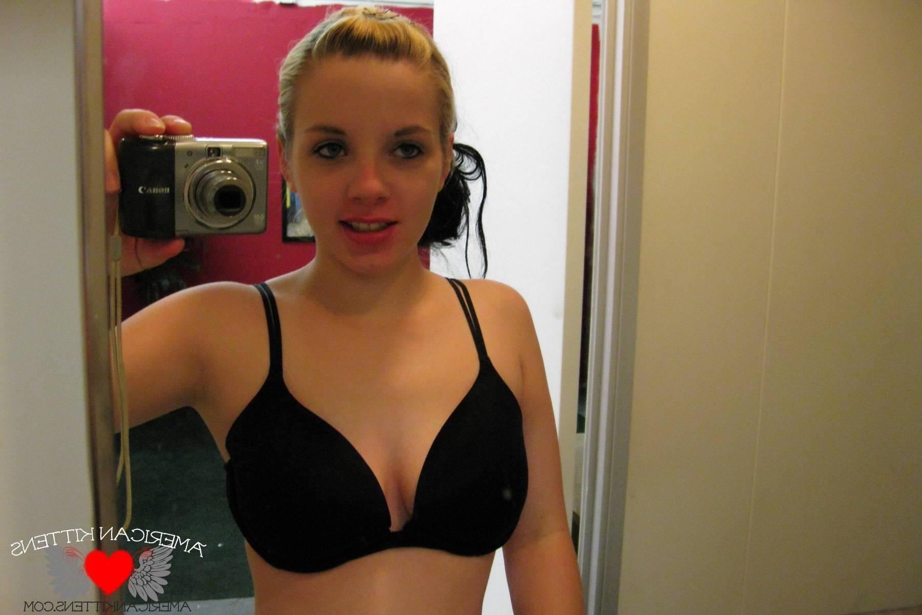 18P Sara Cutie Self Shot