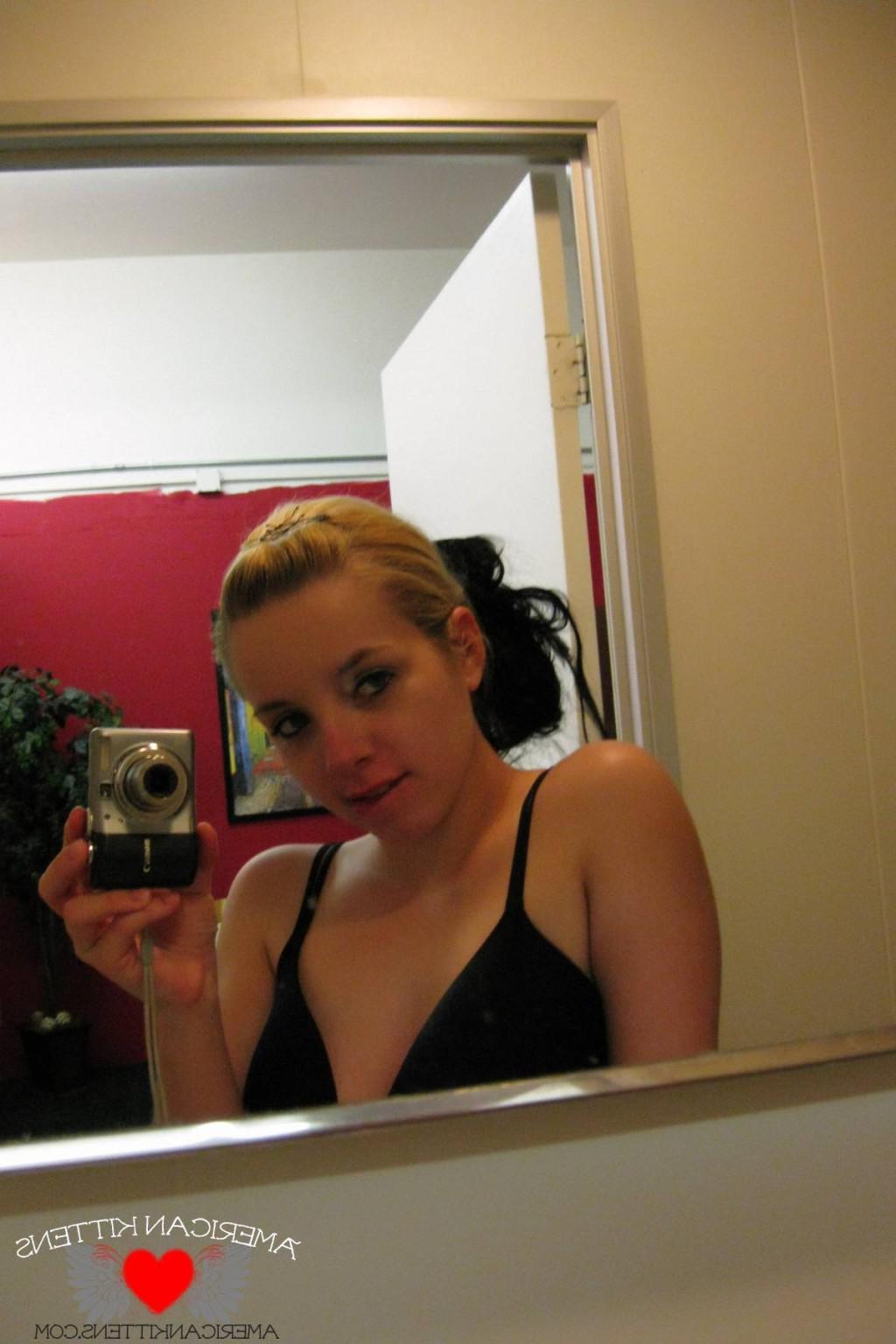 18P Sara Cutie Self Shot