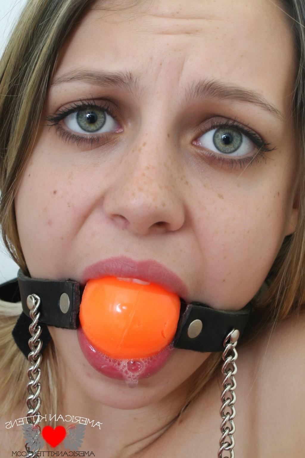 18P Lexi Sexton Ball gag nipple clamps