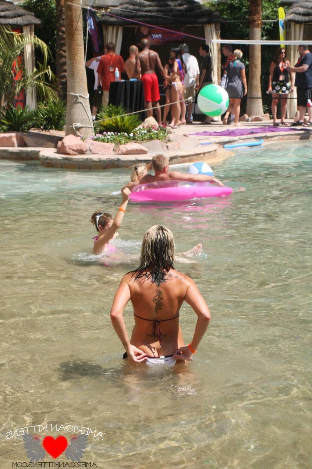 18P Lexi Sexton BTS