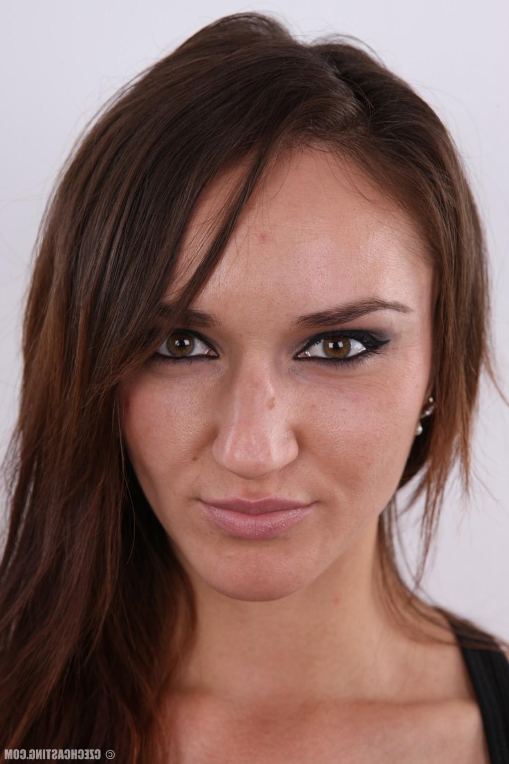 16P Czech Casting Oxana 2792