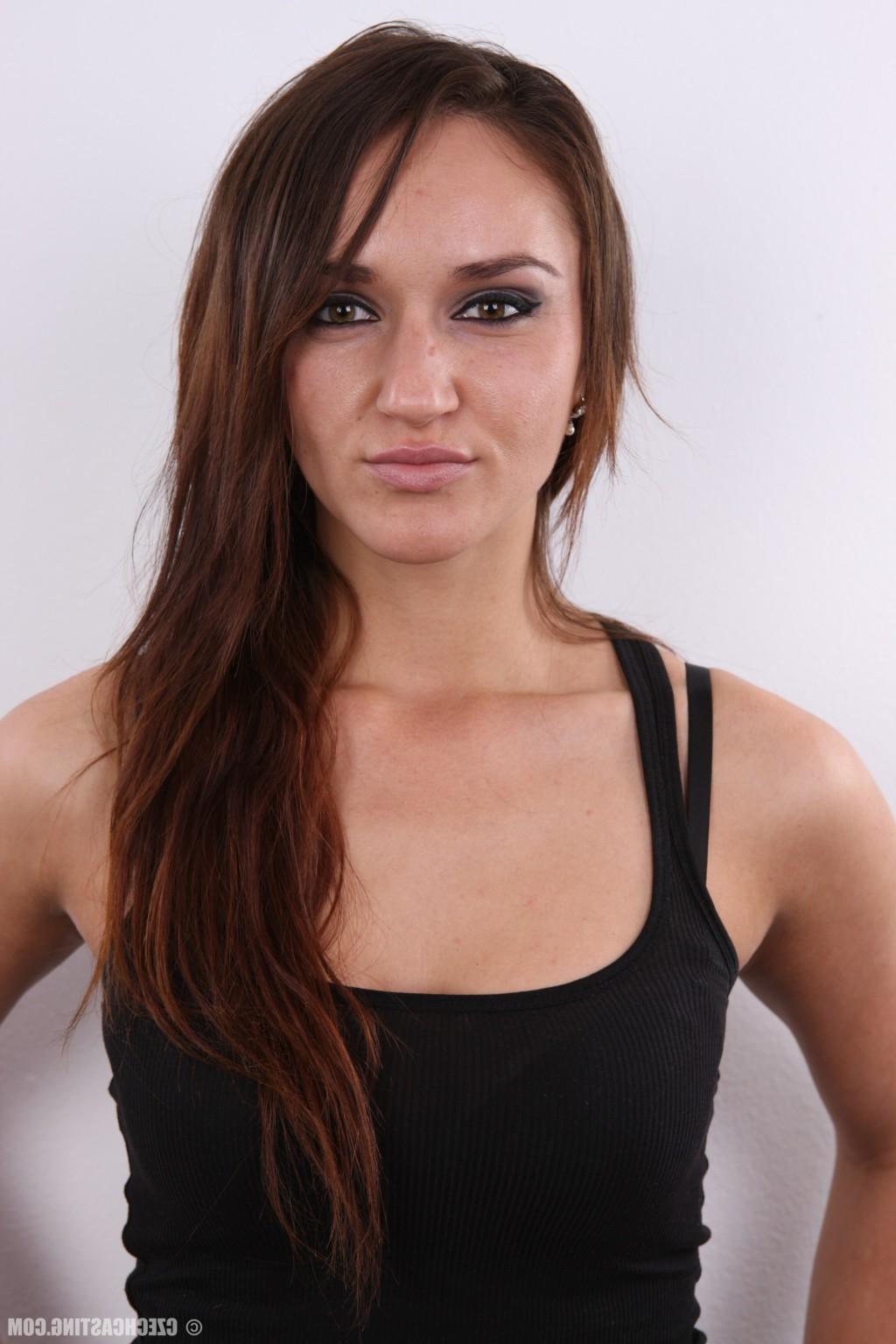 16P Czech Casting Oxana 2792