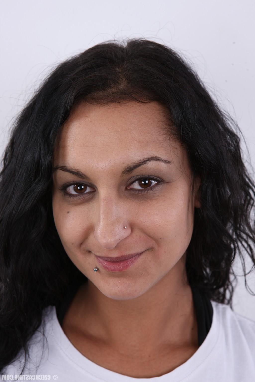 16P Czech Casting Monika 5201