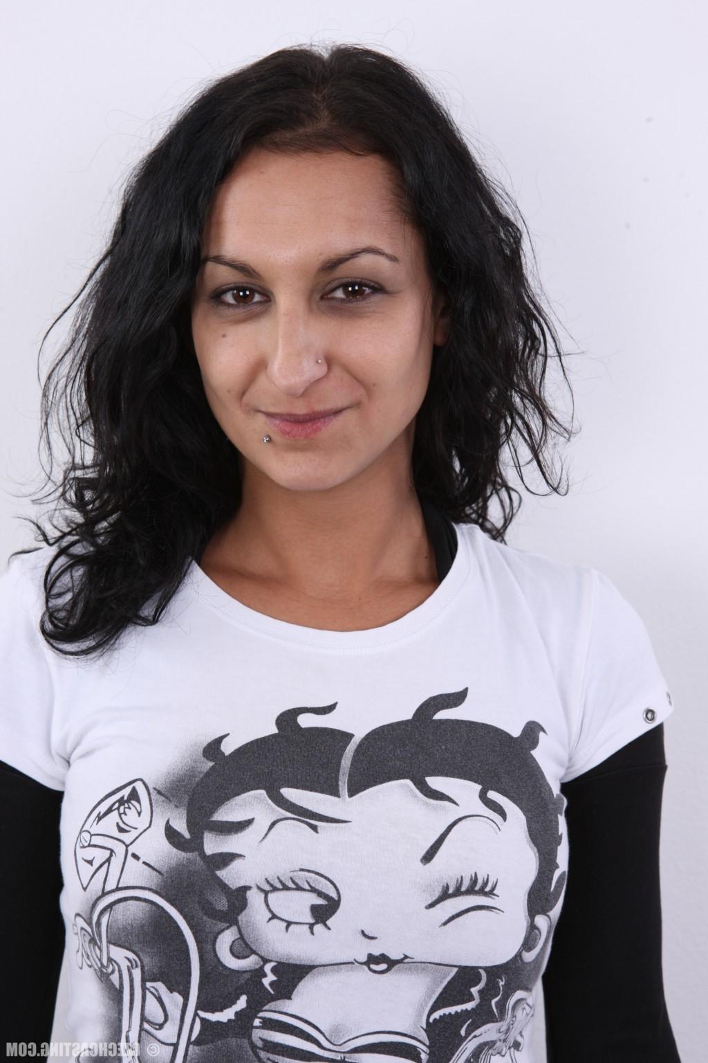 16P Czech Casting Monika 5201