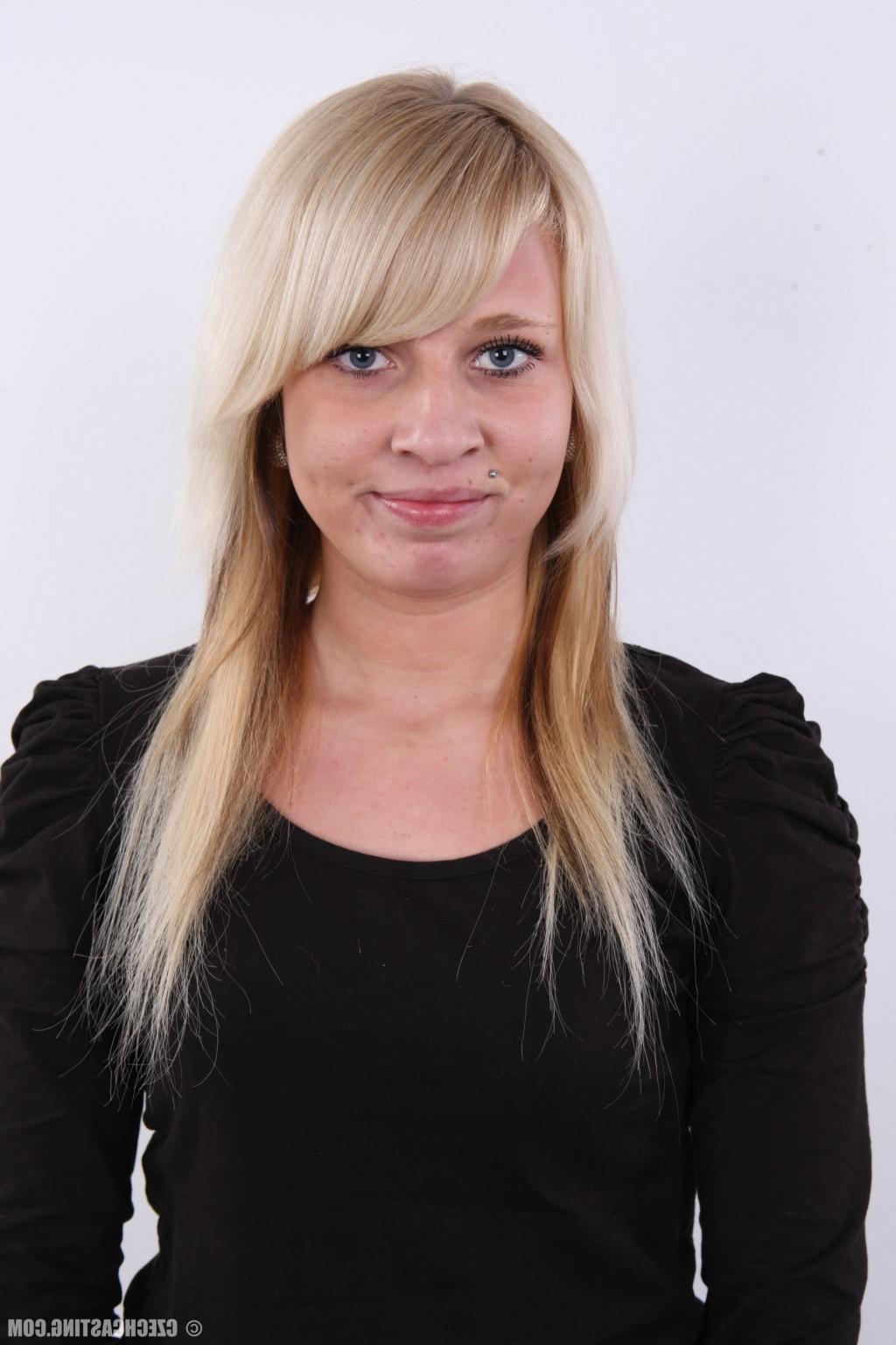16P Czech Casting Denisa 5211