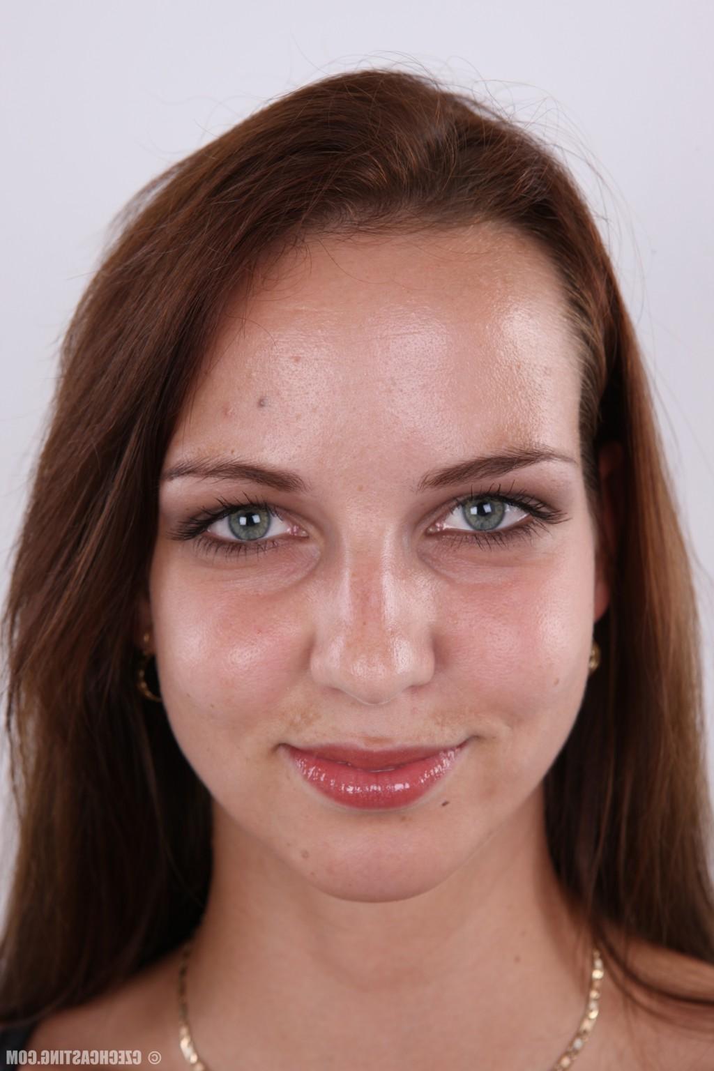 16P Czech Casting Veronika 2770