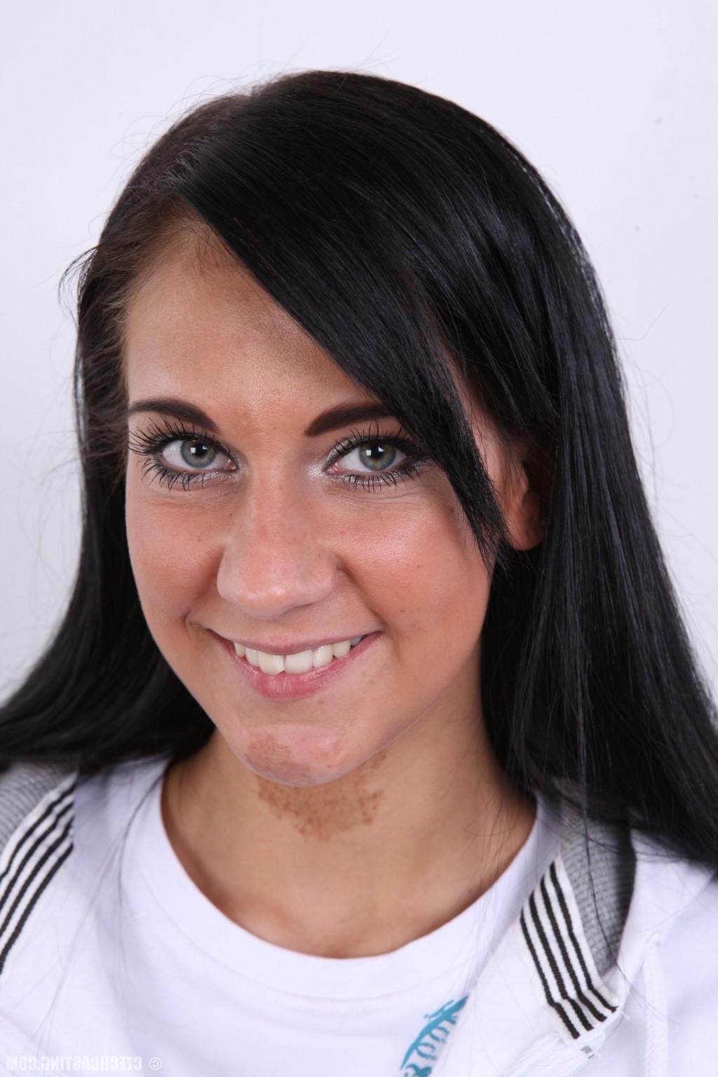 16P Czech Casting Iveta 2849