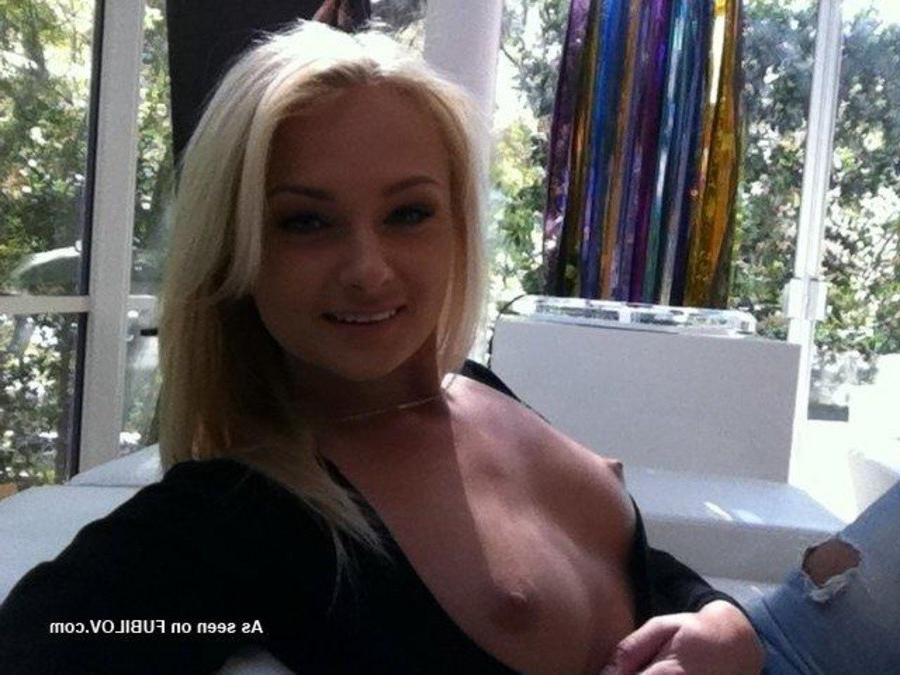 9P Leaked cellphone pics from sexy ex girlfriend